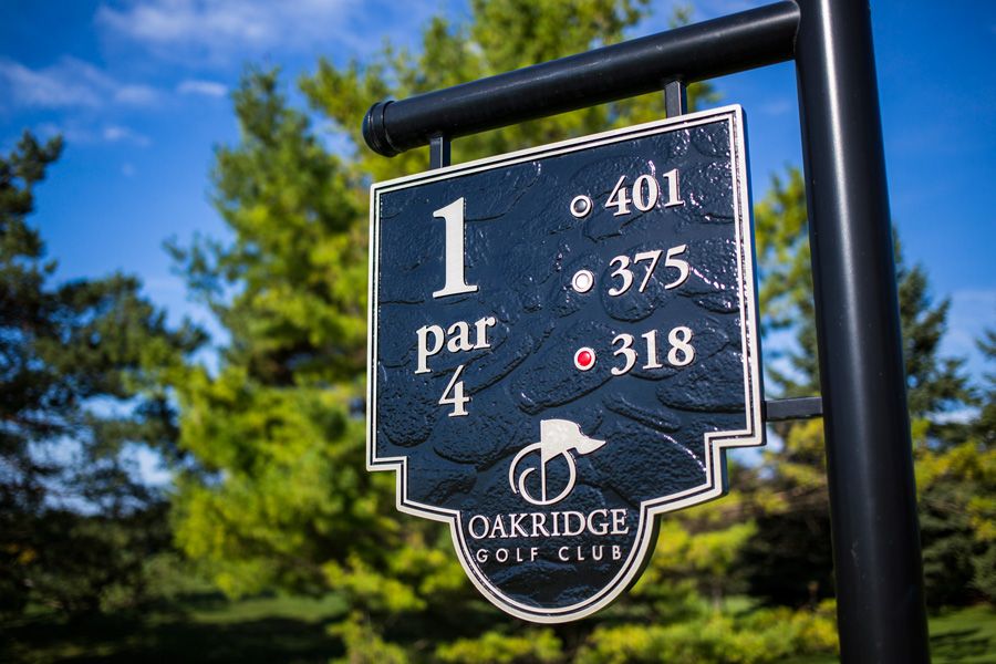 Oakridge. Golf how it was meant to be.